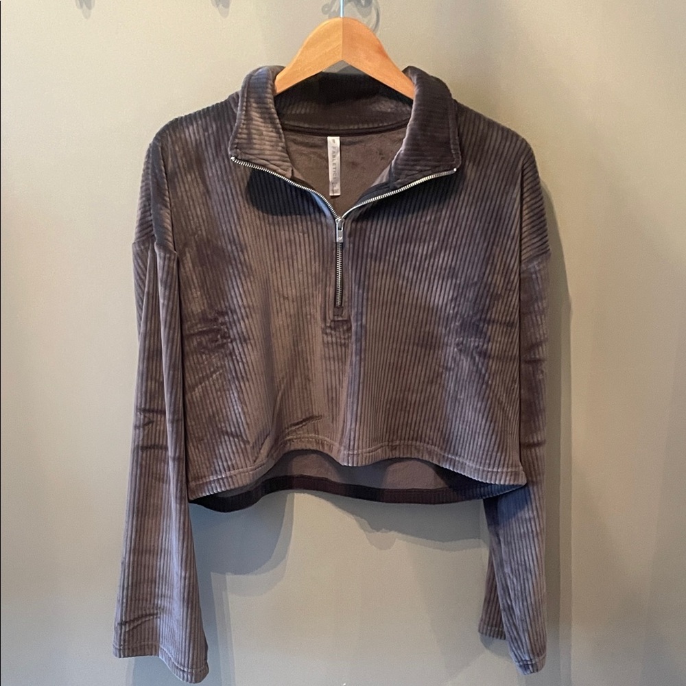 NWT Fabletics Charcoal Ribbed Zip-Up‎ Jacket Size M